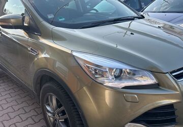 Ford Kuga 198.000 km 6.800 &euro; zwickau 08064
