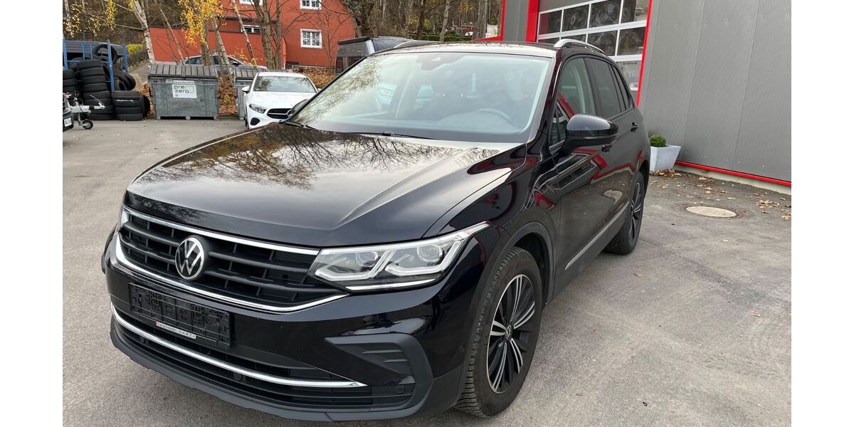 VW Tiguan 107.000 km 22.990 &euro; Bad Schlema 08301