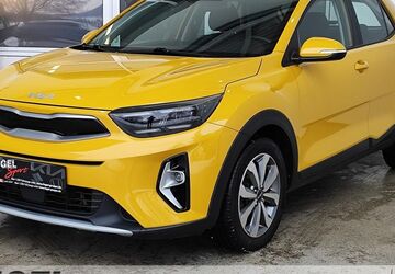 Kia Stonic 65.650 km 15.869 &euro; Oberlungwitz 09353