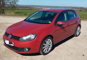 VW Golf 216.000 km 3.800 &euro; Mülsen 08132