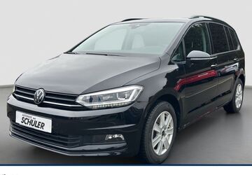 VW Touran 25.063 km 39.875 &euro; Falkenstein 08223