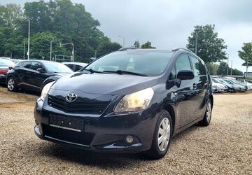 Toyota Verso 225.924 km 4.280 &euro; Zwickau 08056