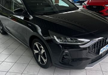 Ford Focus 13.675 km 24.790 &euro; Glauchau 08371