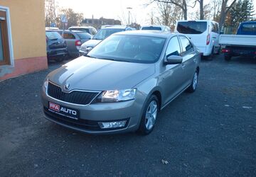 Skoda Rapid 59.000 km 7.990 &euro; Ronneburg 07580