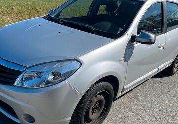 Dacia Sandero 148.000 km 1.250 &euro; Reichenbach/Rotschau 08468