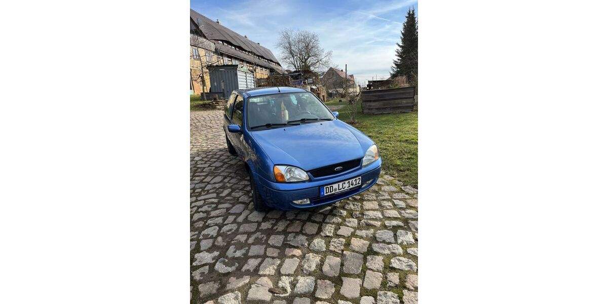 Ford Fiesta 146.000 km 1.990 &euro; Meerane 08393