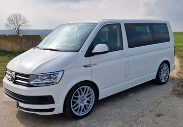 VW T6 Multivan 143.000 km 30.500 &euro; LANGENLEUBA-NIEDERHAIN 04618