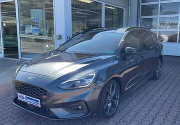 Ford Focus 68.930 km 22.990 &euro; Glauchau 08371
