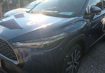 Toyota Corolla Cross 14.960 km 29.990 &euro; Limbach-Oberfrohna 09212