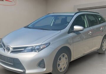 Toyota Auris 78.500 km 11.900 &euro; Wilkau-Haßlau 08112