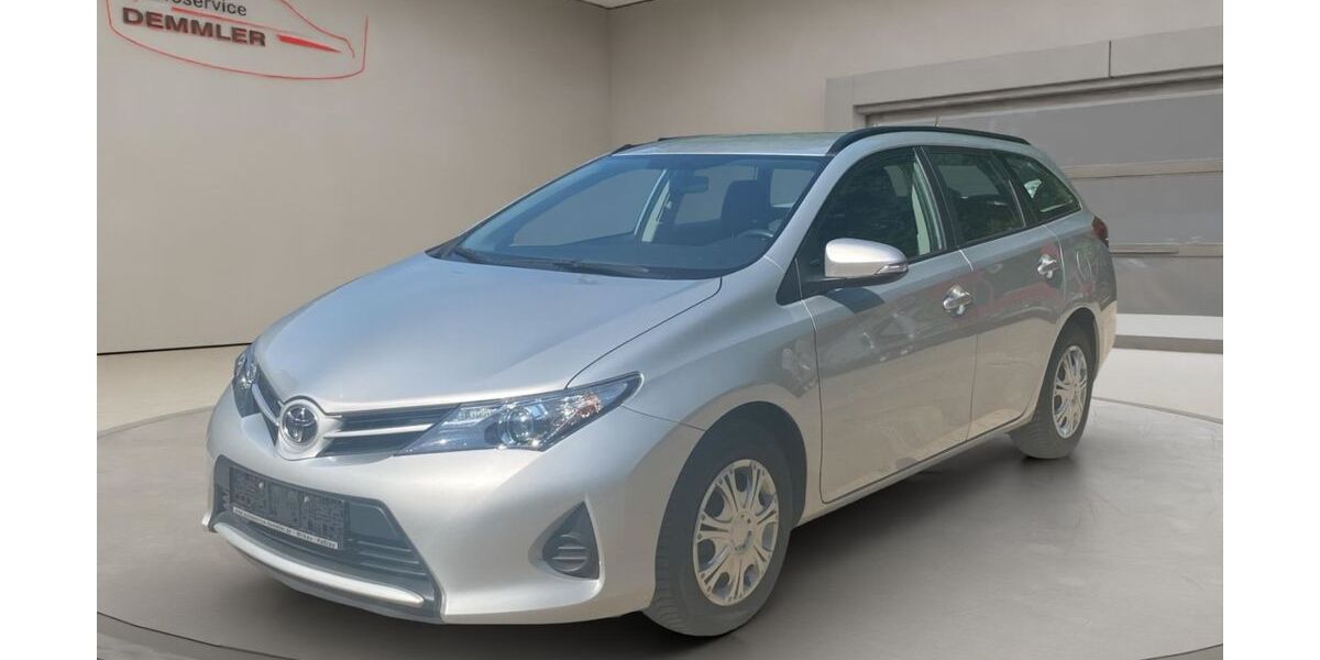 Toyota Auris 78.500 km 11.900 &euro; Wilkau-Haßlau 08112
