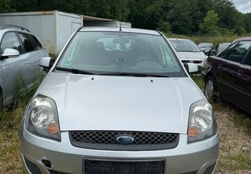 Ford Fiesta 171.000 km 2.500 &euro; Zwickau 08056