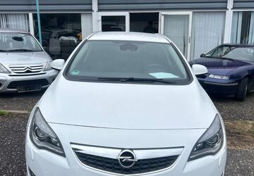 Opel Astra 204.000 km 3.150 &euro; zwickau 08064