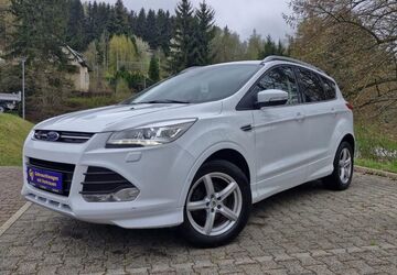 Ford Kuga 33.540 km 12.890 &euro; Schneeberg 08289