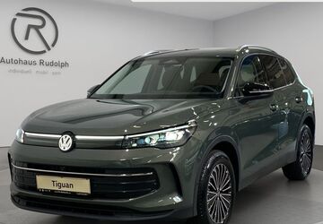 VW Tiguan 2.813 km 41.309 &euro; Oelsnitz/Erzgebirge 09376