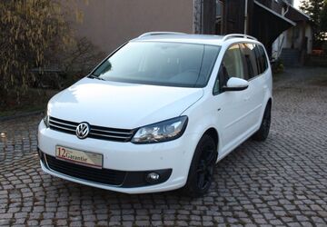 VW Touran 87.600 km 13.580 &euro; Hohenstein Ernstthal 09337