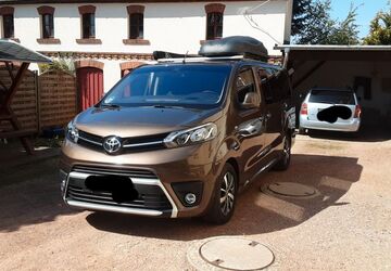 Toyota Proace (Verso) 40.000 km 30.800 &euro; Zwickau 08056