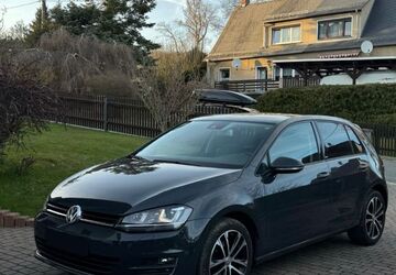 VW Golf 129.887 km 11.300 &euro; Reichenbach 08468