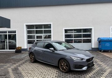 Cupra Leon 49.038 km 27.490 &euro; Zwickau 08056