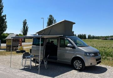 VW T5 California 152.000 km 31.800 &euro; Reinsdorf 08141