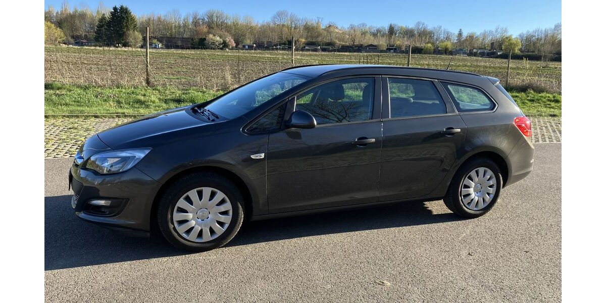 Opel Astra 27.800 km 10.500 &euro; Limbach-Oberfrohna 09212