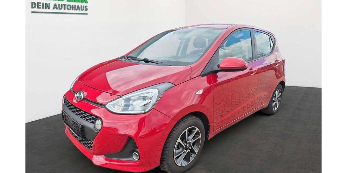Hyundai i10 27.950 km 11.450 &euro; Mylau 08499