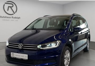 VW Touran 5.837 km 39.879 &euro; Oelsnitz/Erzgebirge 09376