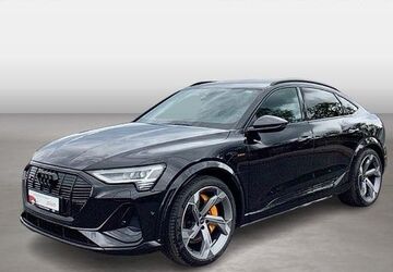 Audi e-tron 48.211 km 43.860 &euro; Zwickau 08056