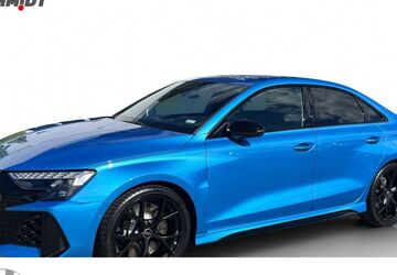 Audi RS3 2.474 km 76.950 &euro; Bernsdorf 09337