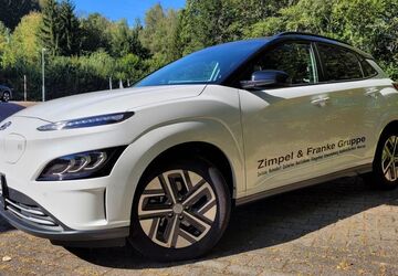 Hyundai KONA Elektro 15.668 km 21.990 &euro; Schneeberg 08289