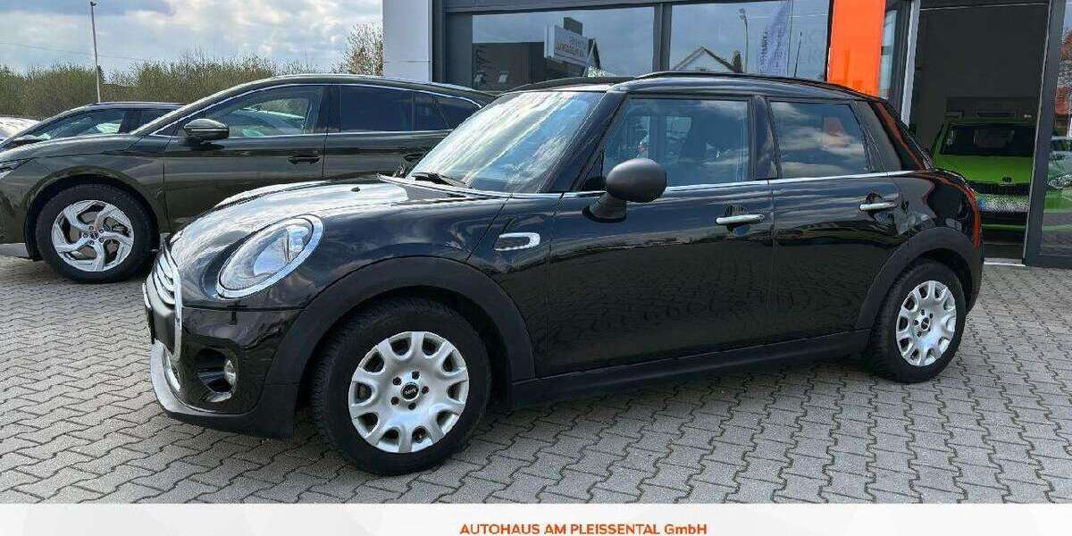 Mini One 77.588 km 8.970 &euro; Werdau OT Langenhessen 08412