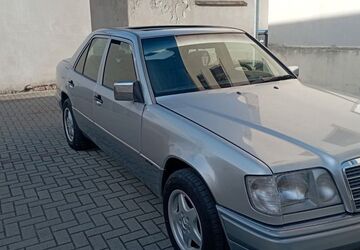 Mercedes-Benz 200 298.000 km 5.950 &euro; Reichenbach 08468