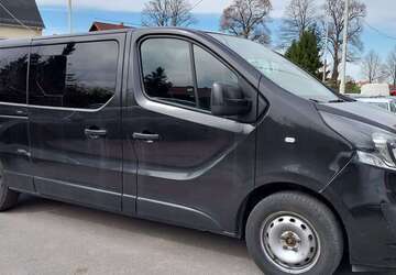 Opel Vivaro 384.000 km 8.900 &euro; Reinsdorf 08141