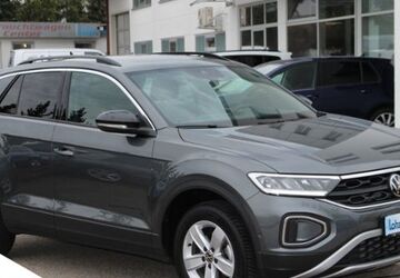 VW T-Roc 8.609 km 24.979 &euro; Limbach-Oberfrohna 09212