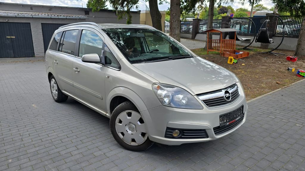 Opel Zafira 234.000 km 1.500 &euro; Zwickau 08056