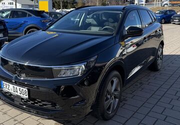 Opel Grandland (X) 12.000 km 25.000 &euro; Schneeberg 08289