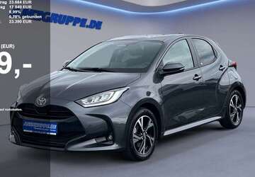 Toyota Yaris 7.645 km 23.390 &euro; Stollberg 09366