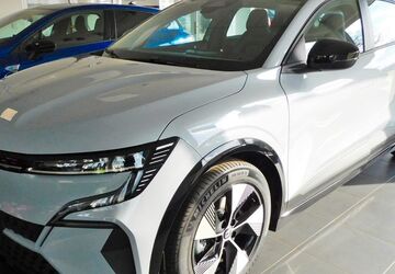 Renault Megane 10 km 31.900 &euro; Zwönitz 08297