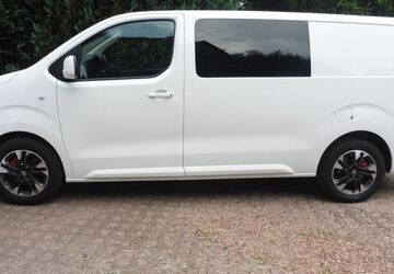 Opel Vivaro 49.500 km 24.990 &euro; Crimmitschau 08451