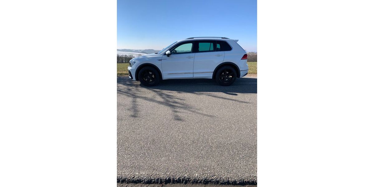VW Tiguan 95.500 km 26.900 &euro; Mülsen 08132