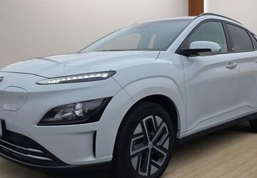 Hyundai KONA Elektro 30.420 km 22.450 &euro; Schneeberg 08289