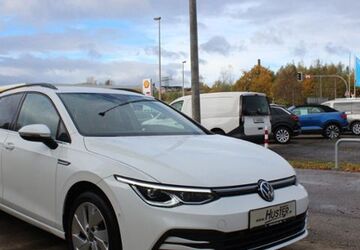 VW Golf 45.267 km 23.385 &euro; Zwickau 08058