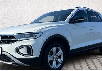 VW T-Roc 11.432 km 29.250 &euro; Zwickau 08064