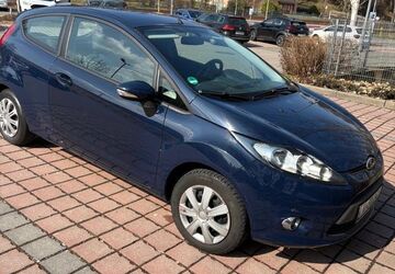 Ford Fiesta 79.600 km 5.000 &euro; Auerbach /Vogtl. 08209