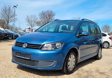 VW Touran 303.703 km 4.480 &euro; Zwickau 08056