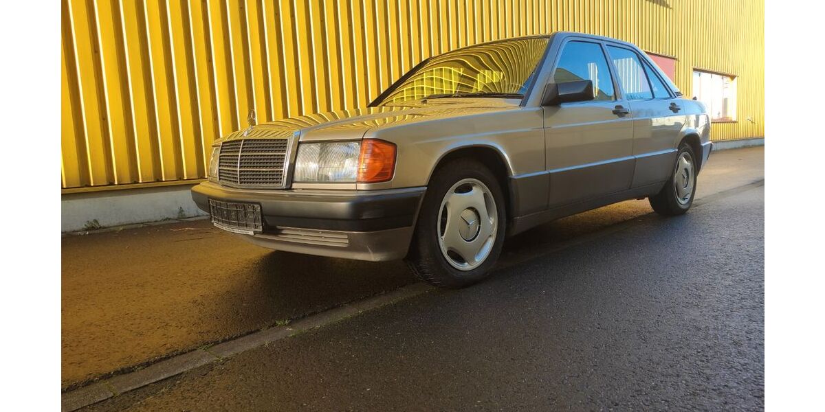 Mercedes-Benz 190 134.000 km 5.500 &euro; Ronneburg 07580