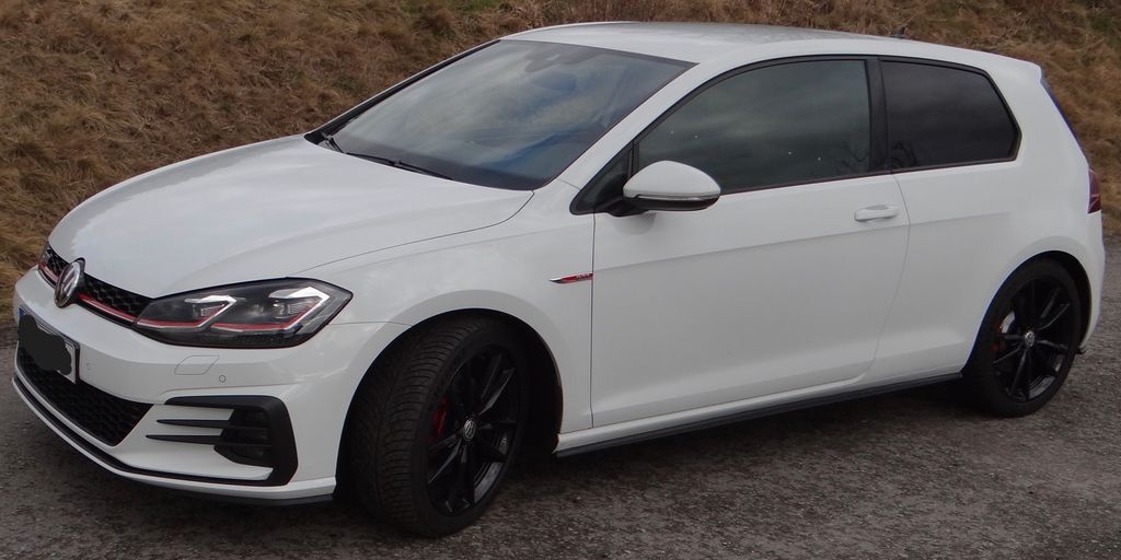 VW Golf 129.000 km 16.800 &euro; Kirchberg 08107