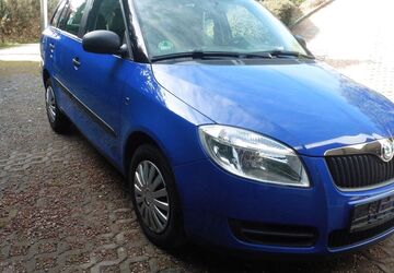 Skoda Fabia 117.000 km 2.990 &euro; Crimmitschau 08451
