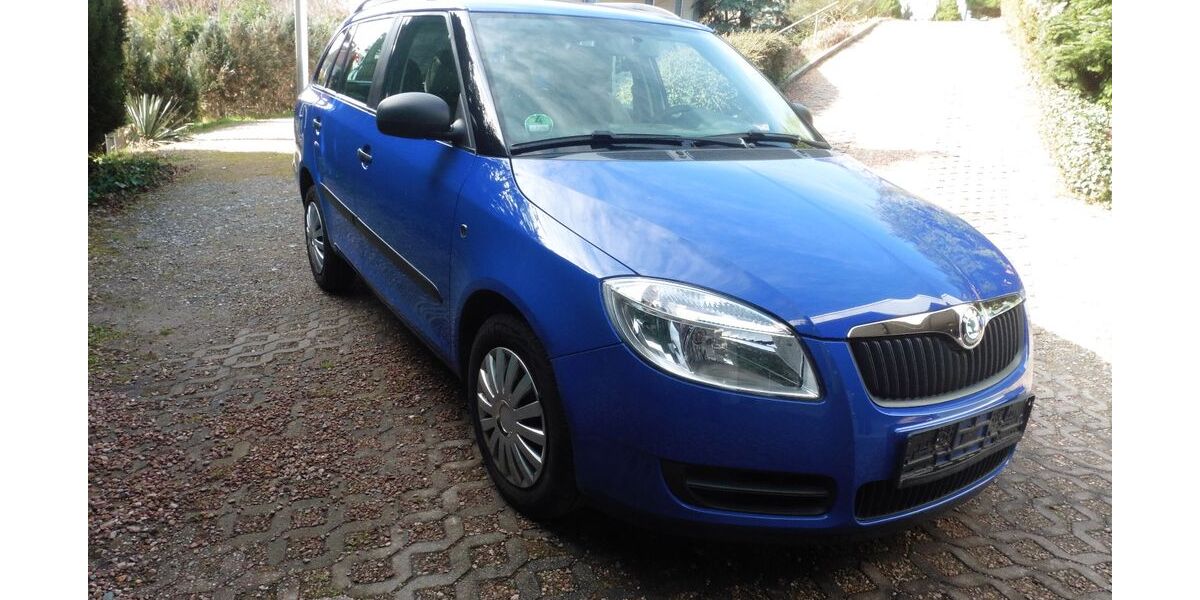 Skoda Fabia 117.000 km 2.990 &euro; Crimmitschau 08451