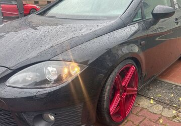 Seat Leon 222.000 km 7.500 &euro; zwickau 08064